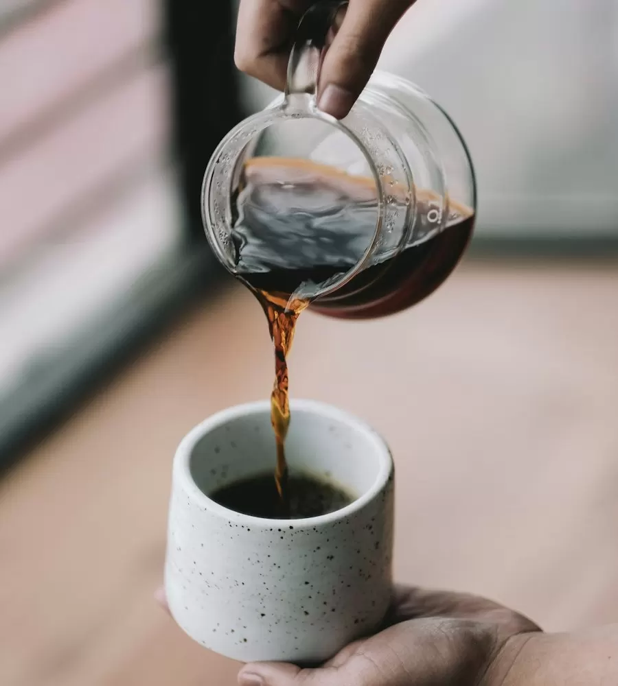 Cách pha pour over bằng V60: công thức 15g – 250ml