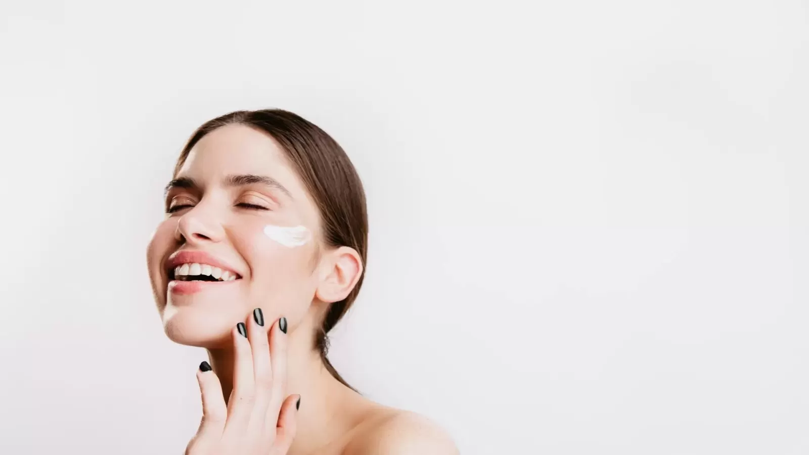 Chăm sóc da sau laser fractional: 7 ngày đầu cần lưu ý gì — ảnh minh họa