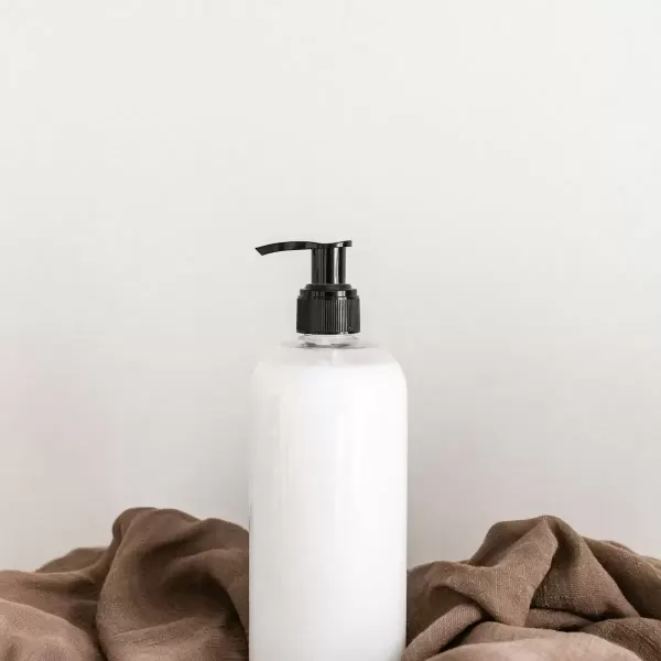 Sữa rửa mặt dịu nhẹ pH 5.5 Gentle Balance, 150 ml