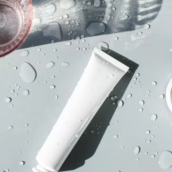 Kem chống nắng phổ rộng SPF 50+ PA++++ Daily Shield, 50 ml