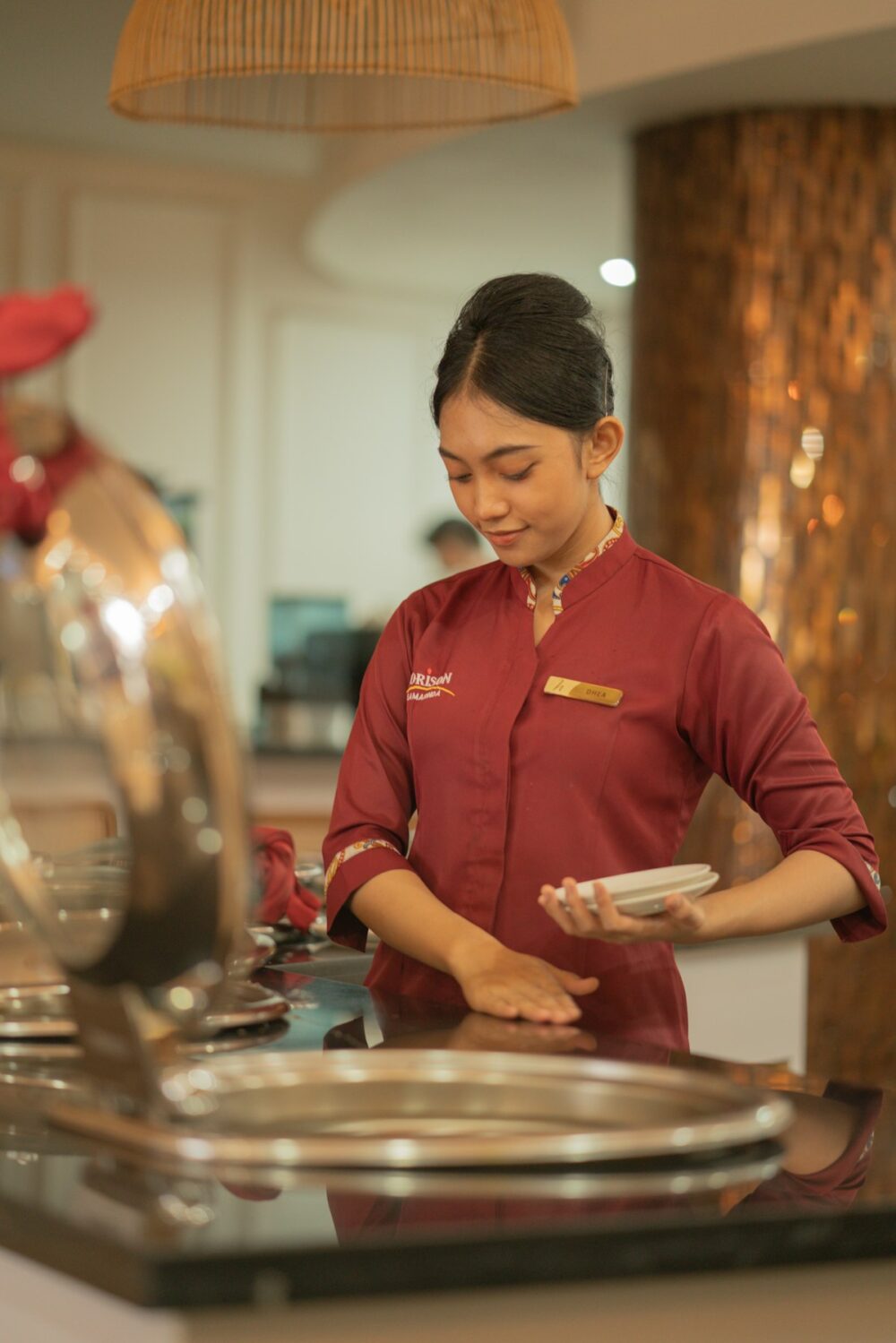 Đồng phục lễ tân khách sạn