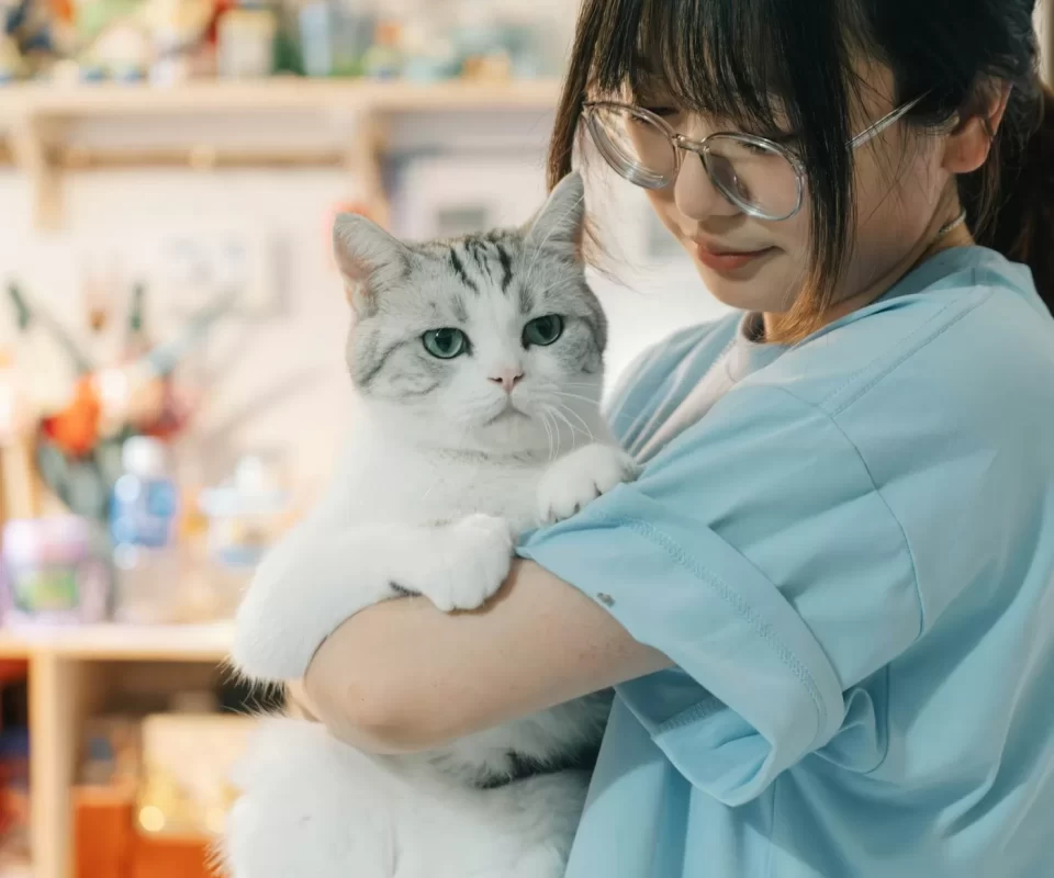BS. Lê Thu Hà, bác sĩ thú y tại Gấu & Mèo (ảnh minh hoạ)