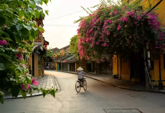 Lịch trình Hội An 3 ngày 2 đêm ở chậm: phố cổ, làng rau, rừng dừa