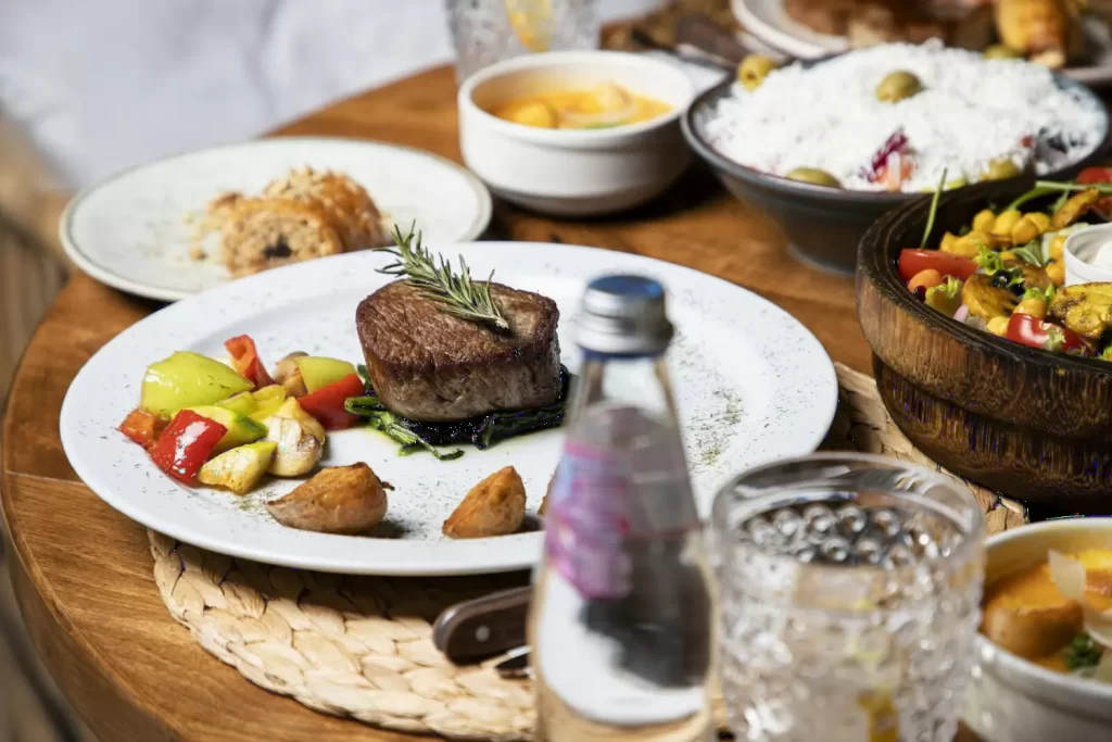 Hình minh hoạ sự kiện Đêm Lửa Mùa Thu: wine dinner 5 chặng