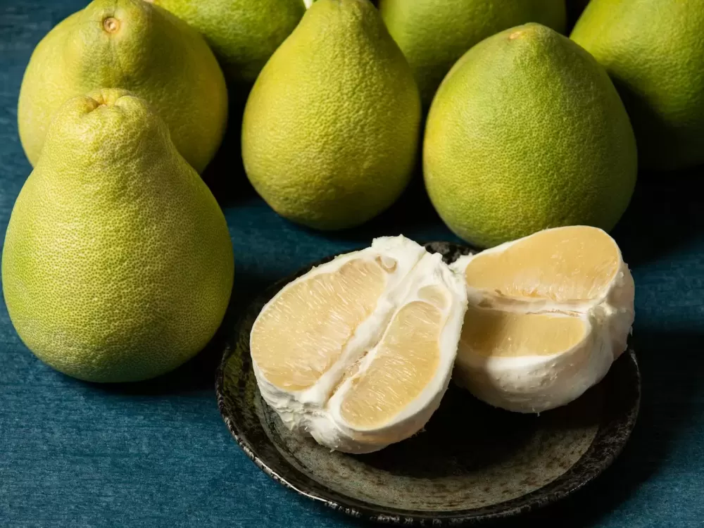 Bưởi bóc múi