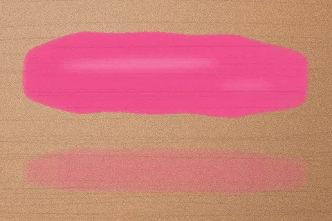Swatch Son tint bóng Ớt Ngọt màu Hồng Kẹo trên da trung bình