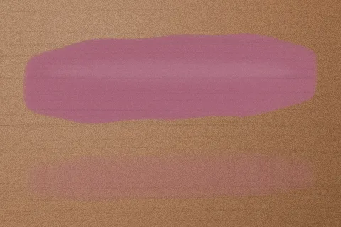 Swatch màu Hồng Mauve trên da ngăm