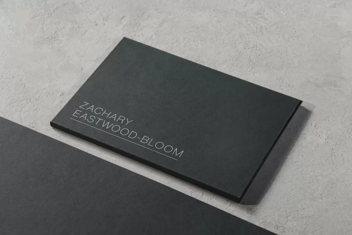 Name card đen dập nổi – ảnh mẫu in (minh hoạ)