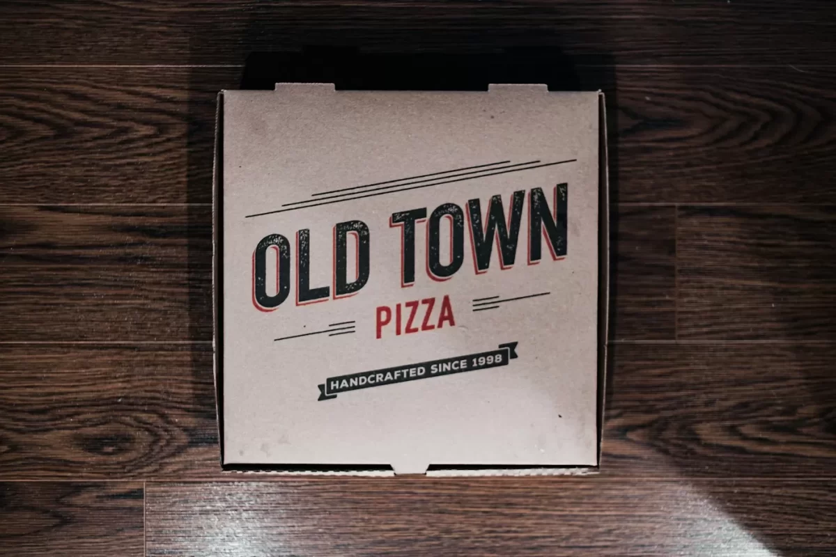 Hộp pizza Old Town – ảnh mẫu in (minh hoạ)