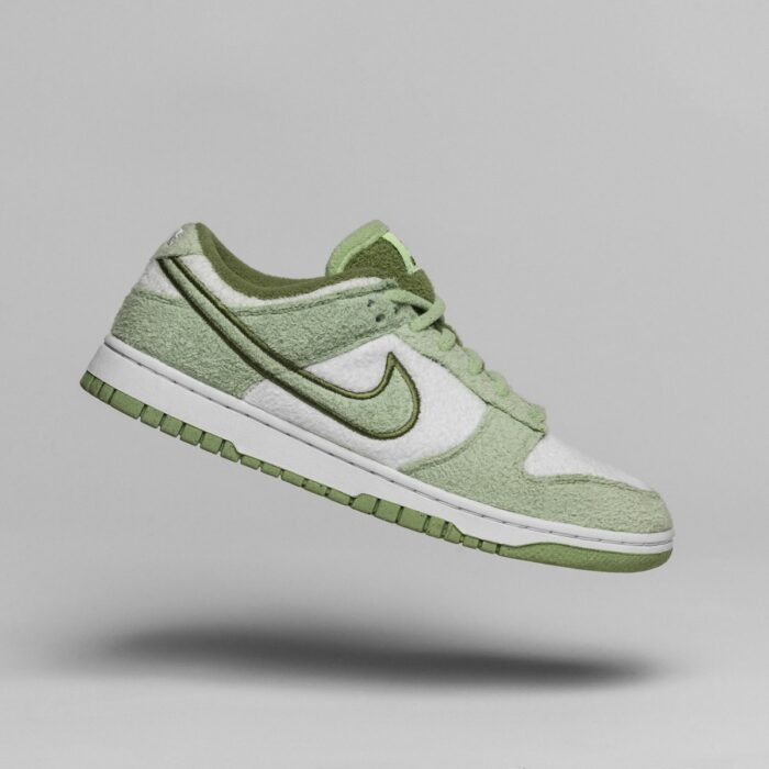 Nike Dunk Low “Honeydew”