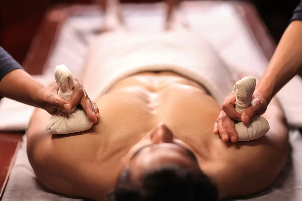 Minh hoạ chủ đề đau khớp gối theo Đông y