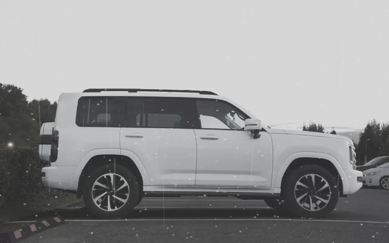 Toyota Fortuner 2022 – trước khi làm: Phủ ceramic 9H