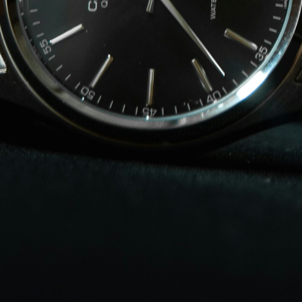 Nordhaven Meridian Automatic 41mm – cận cảnh macro
